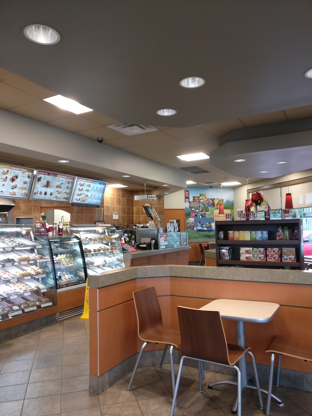 Tim Hortons | 318 Queen St, Acton, ON L7J 1R2, Canada | Phone: (519) 853-5945