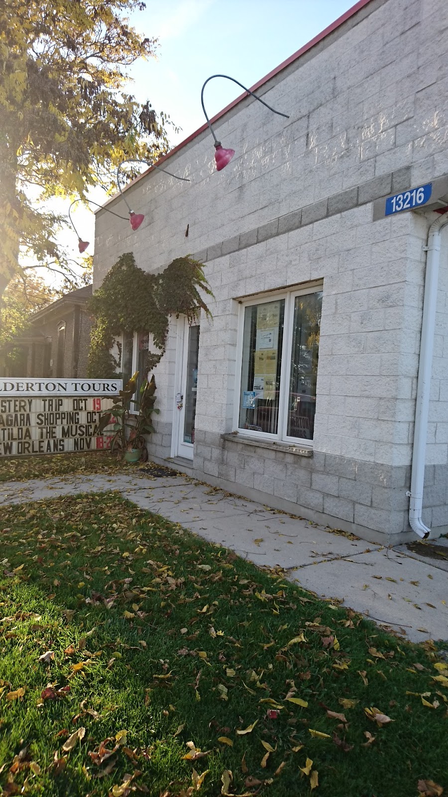 Ilderton Tours | 13206 Ilderton Rd, Ilderton, ON N0M 2A0, Canada | Phone: (519) 666-0905