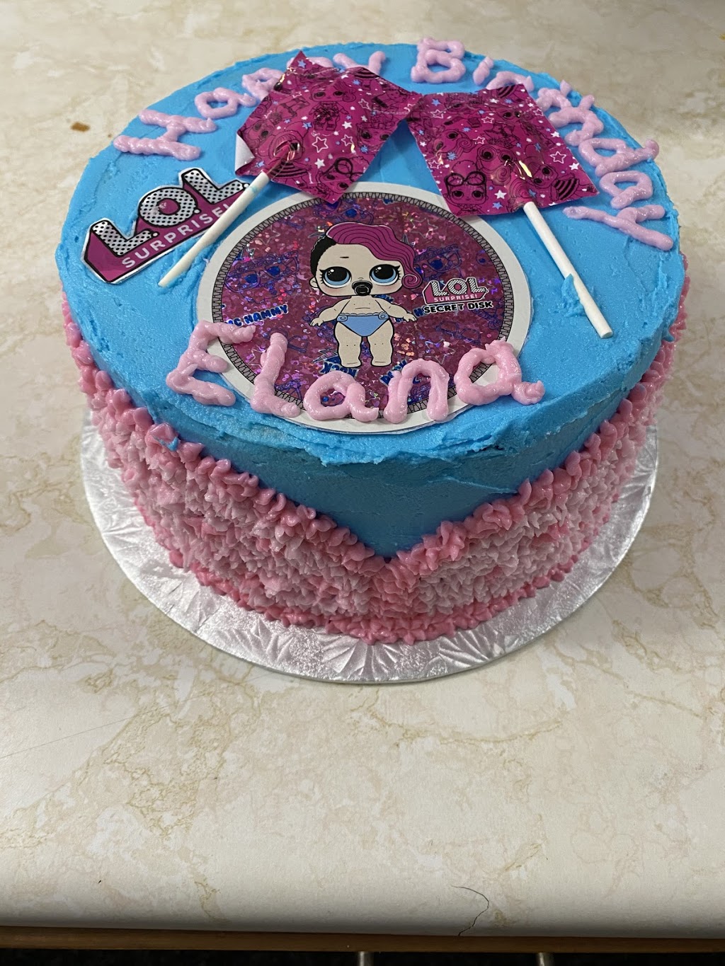Extreme Floral and Cakes | 5 Sixth St, Belleville, ON K8N 4S4, Canada | Phone: (613) 743-7744