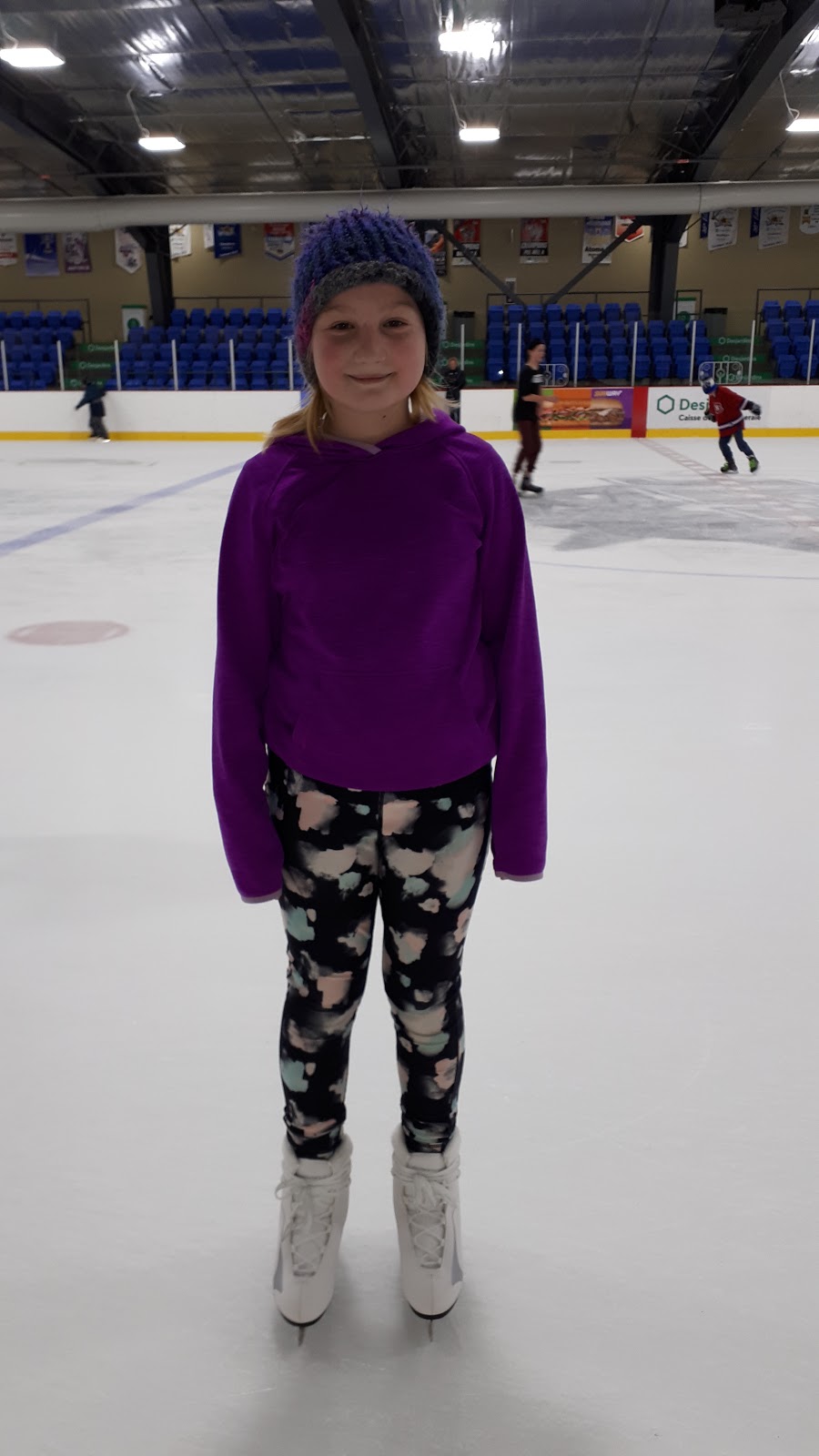 Arena Madeleine Auclair | 451 Rue Saint-André S, Farnham, QC J2N 2B8, Canada | Phone: (450) 293-3326 ext. 305