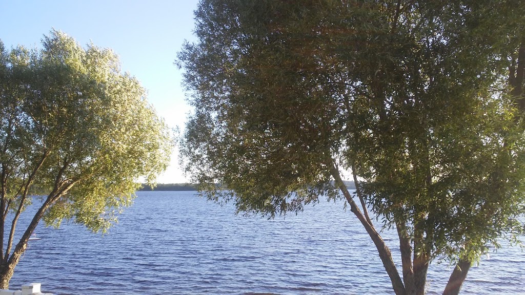 Esprit Riverside BnB | 239 Rue Thomas-Lefebvre, Mansfield-et-Pontefract, QC J0X 1R0, Canada | Phone: (613) 717-5222