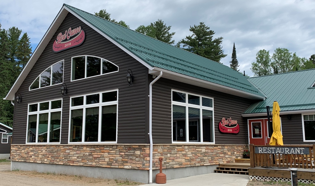 Red Canoe Restaurant | 45 Edgewater Park Rd, Kearney, ON P0A 1M0, Canada | Phone: (705) 636-5683