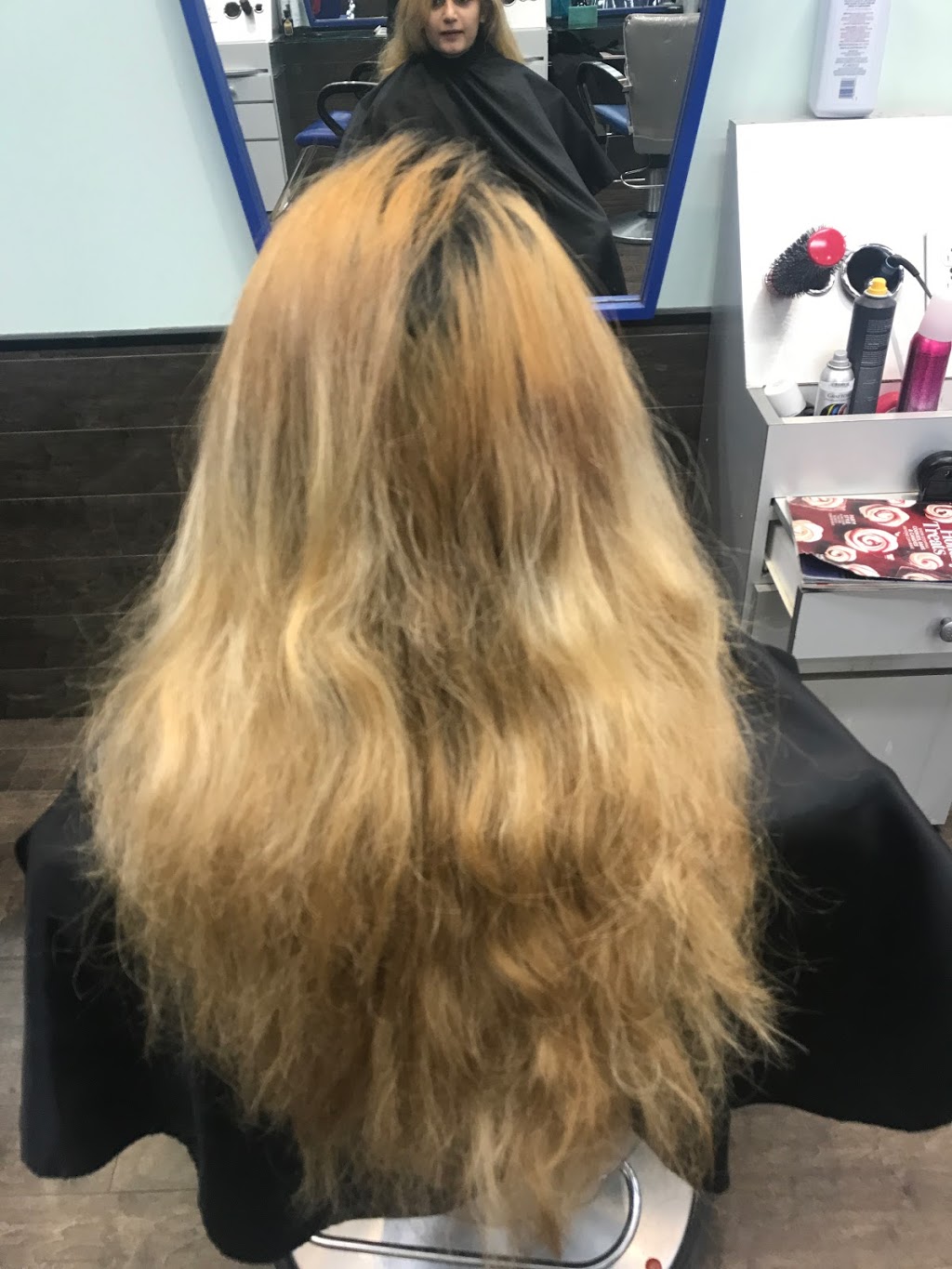 Super One Hair Salon | 3495 Lawrence Ave E, Scarborough, ON M1H 1B2, Canada | Phone: (416) 431-1888