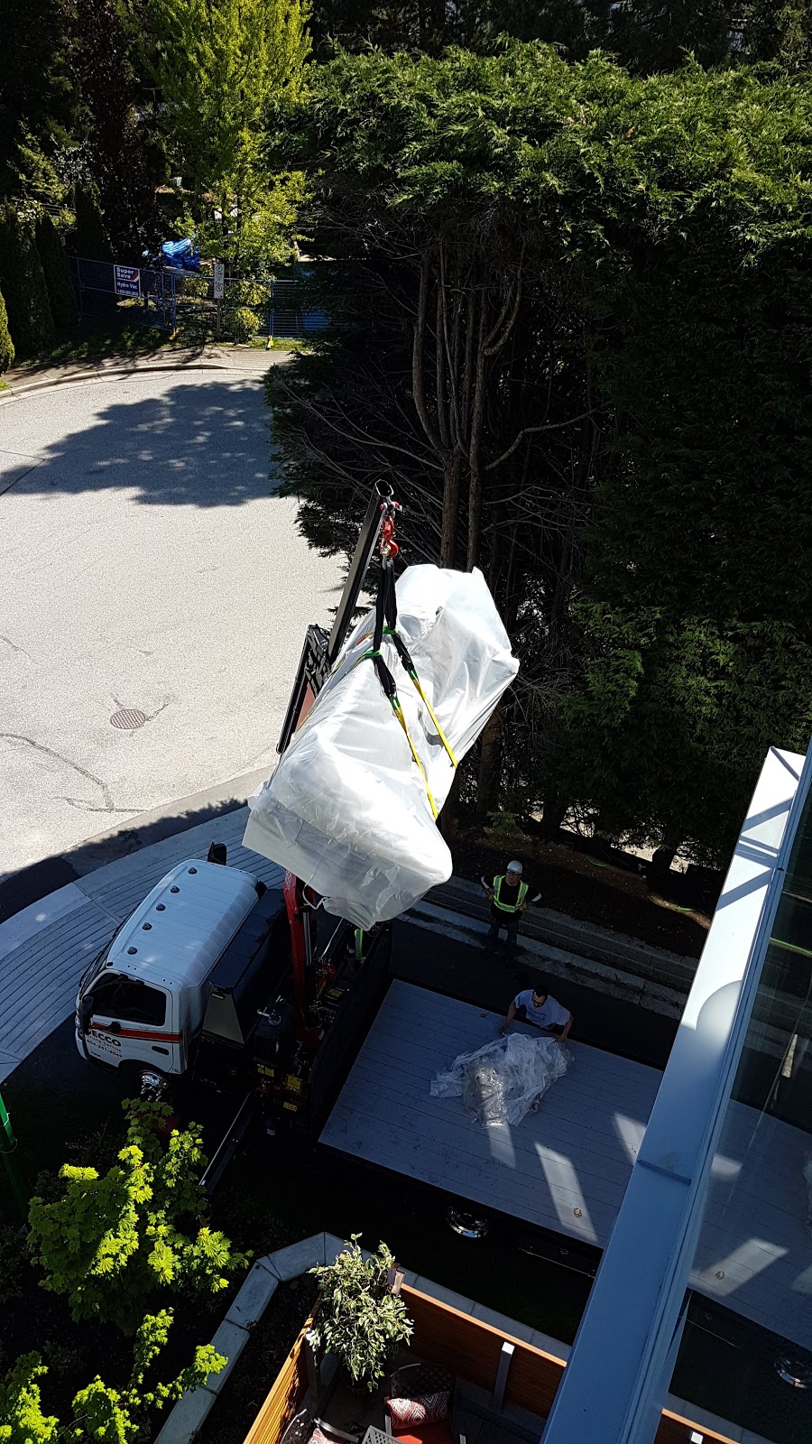 BECCO Crane Service Inc. | 1917 Eureka Ave, Port Coquitlam, BC V3C 5P6, Canada | Phone: (604) 351-6049