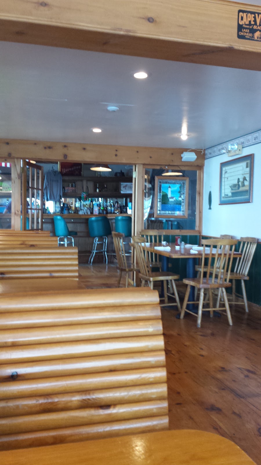 Captain Jacks | 361 Club St, Cape Vincent, NY 13618, USA | Phone: (315) 654-3333