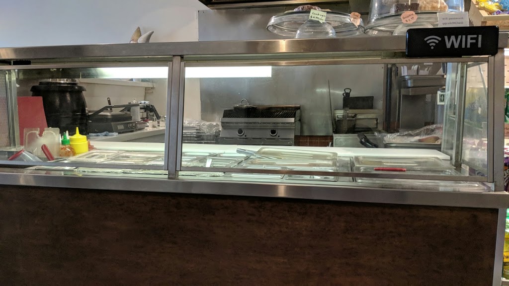 QQ Cafe | 883 Mulock Dr, Newmarket, ON L3Y 8S3, Canada | Phone: (905) 235-6267