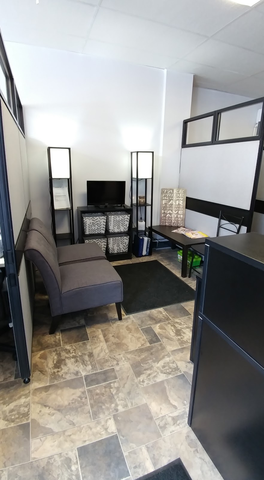 Carwin Tax | 33 King St E, Bowmanville, ON L1C 1N1, Canada | Phone: (905) 623-4787