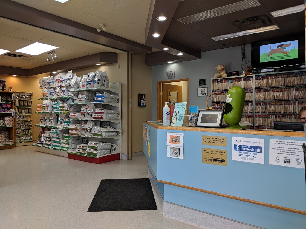 McPhillips Animal Hospital | 2211-B McPhillips St, Winnipeg, MB R2V 3M5, Canada | Phone: (204) 589-8381