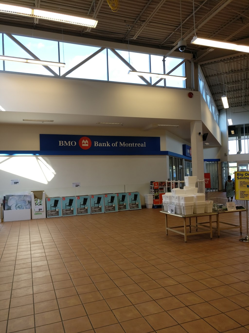 BMO Bank of Montreal | 875 Highland Rd W, Kitchener, ON N2N 2Y2, Canada | Phone: (519) 749-3292
