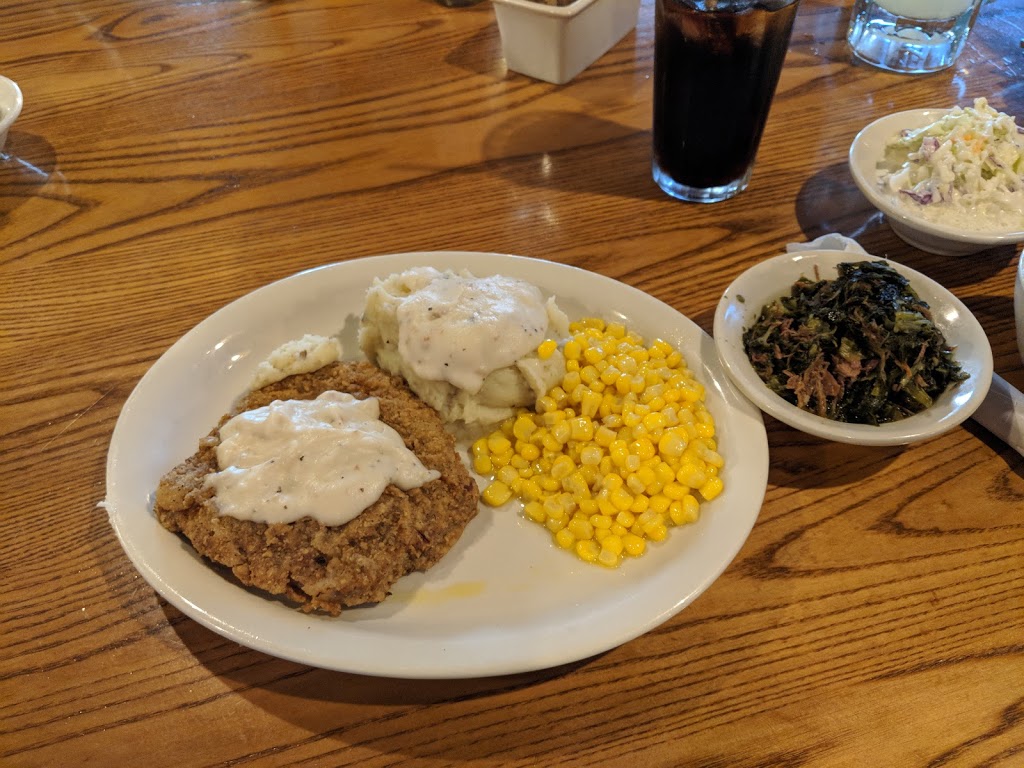 Cracker Barrel Old Country Store | 6643 Transit Rd, Williamsville, NY 14221, USA | Phone: (716) 635-9542