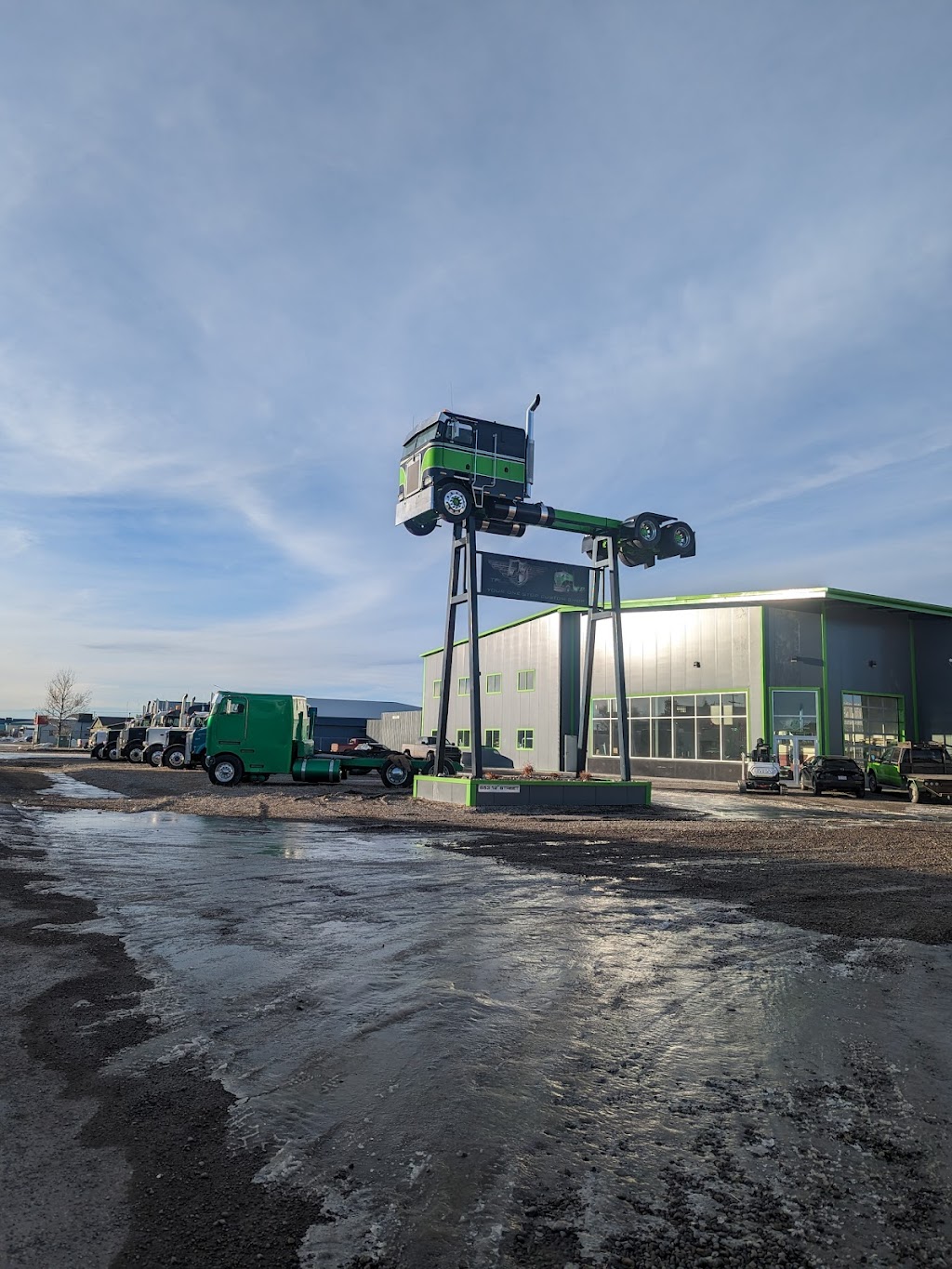 LF Truck Centre | 653 12 St, Fort Macleod, AB T0L 0Z0, Canada | Phone: (403) 553-0253