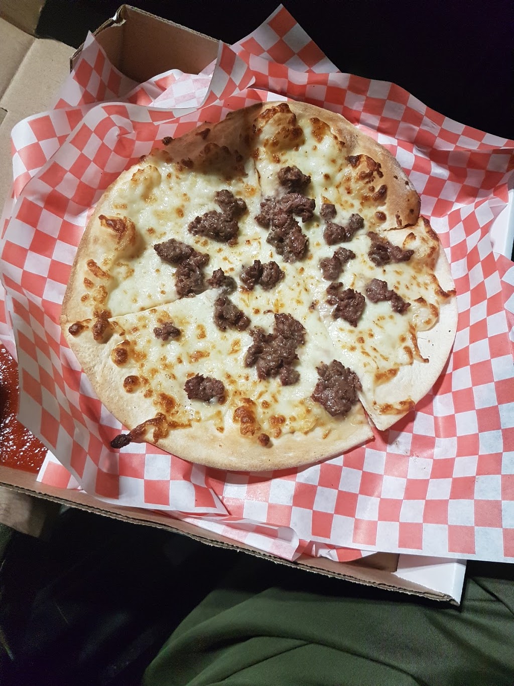 Zaatarz | 639 Southdale Rd E, London, ON N6E 3M2, Canada | Phone: (226) 663-0629
