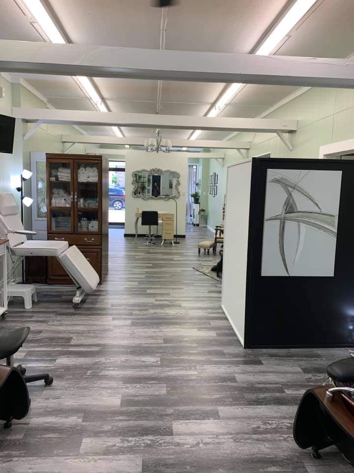 Moments Spa & Foot Care Studio - Heidi Carter C.M.P. | 254 Josephine St, Wingham, ON N0G 2W0, Canada | Phone: (519) 357-7199