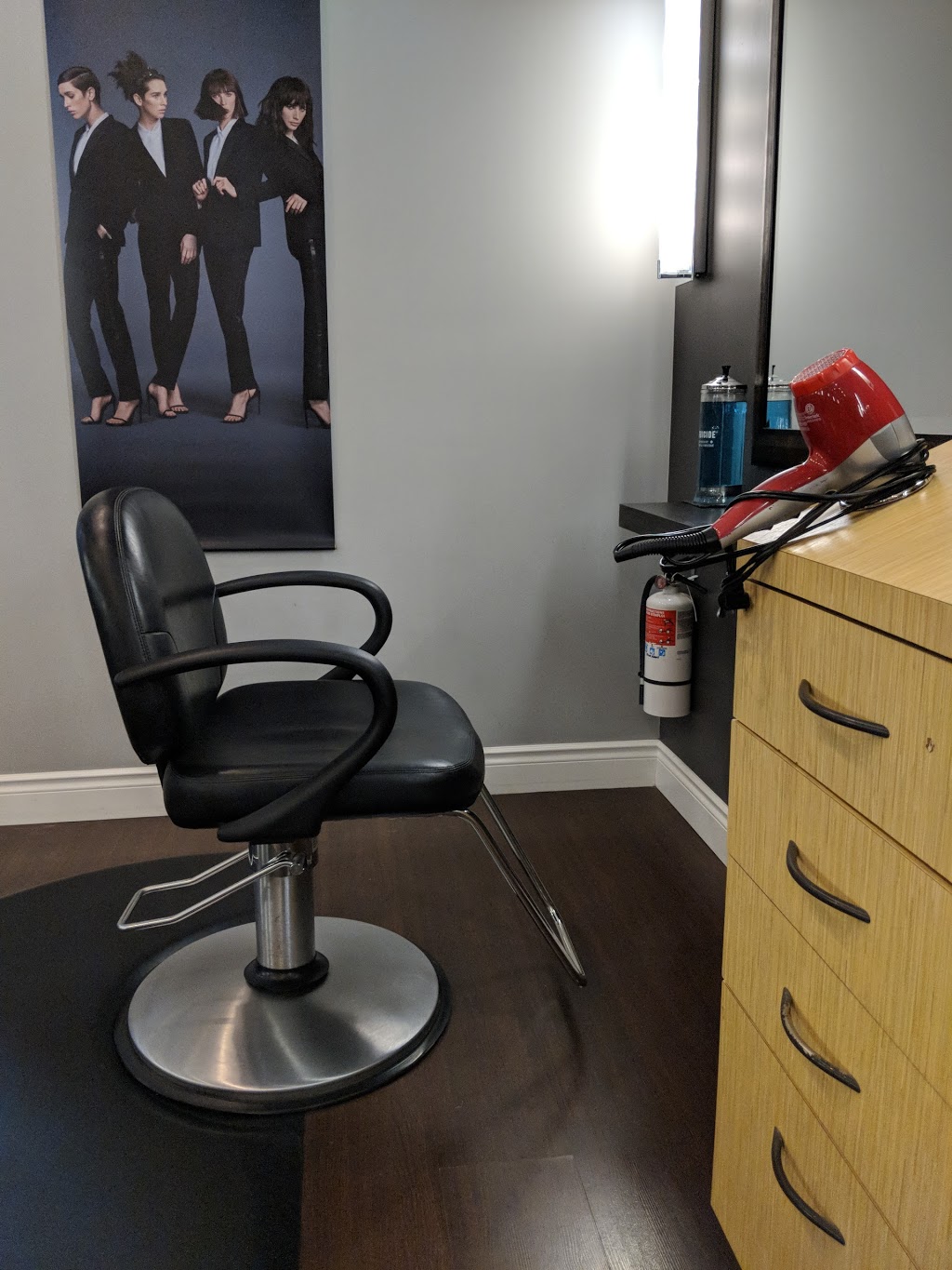 Pure Hair Studio | 645 Westmount Rd E, Kitchener, ON N2E 3S3, Canada | Phone: (519) 744-4211