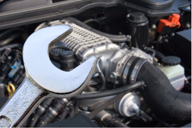 Glen Lake Automotive Centre | 1098 Goldstream Ave, Victoria, BC V9B 2Y5, Canada | Phone: (250) 474-3535