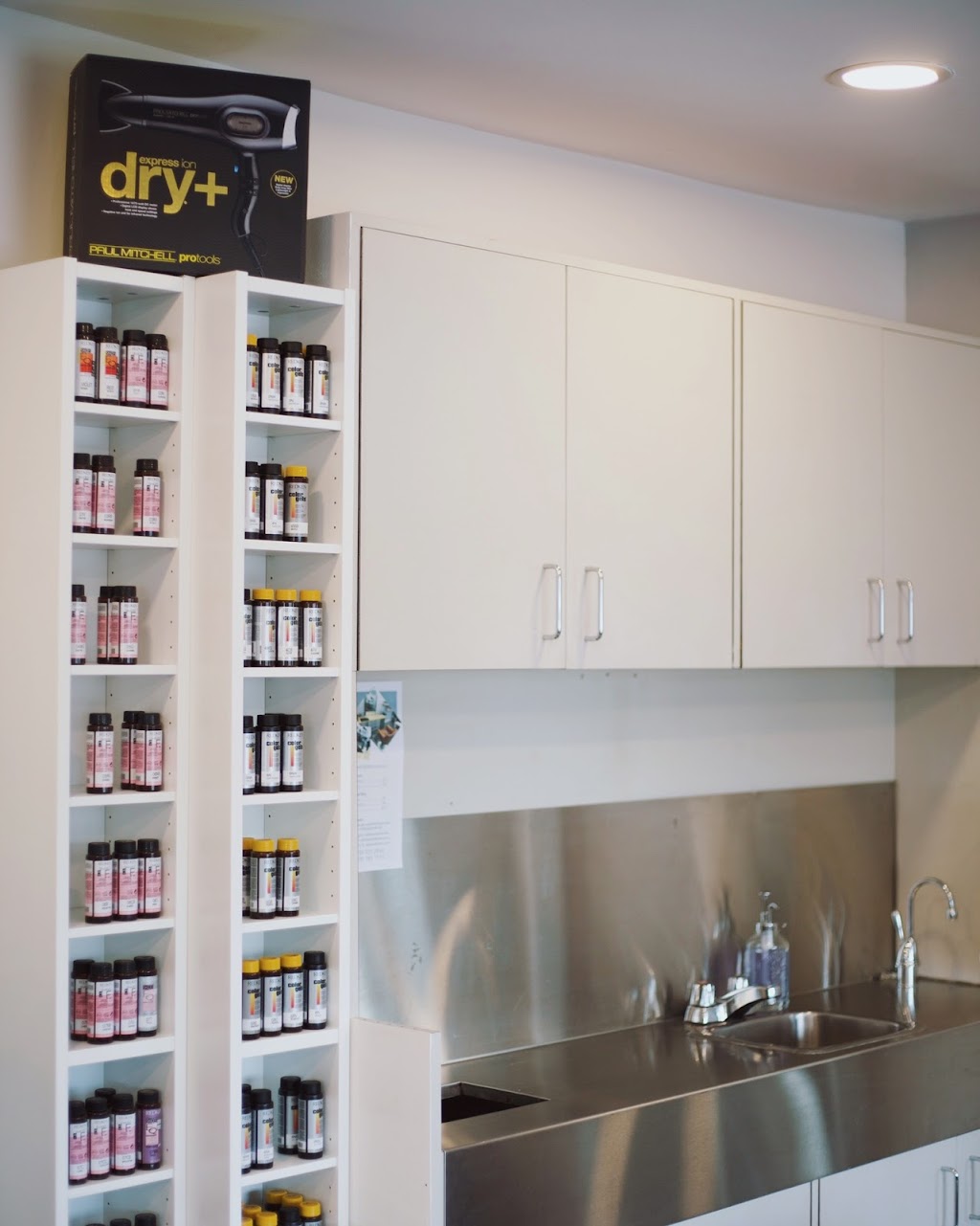 Vals Beauty Network | 1787 Third Street Louth, St. Catharines, ON L2R 6P9, Canada | Phone: (289) 929-2896