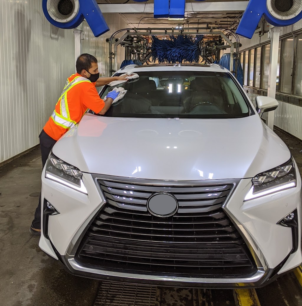 4 Street Car Wash | 1920 4 St SW, Calgary, AB T2S 1W3, Canada | Phone: (403) 228-6473