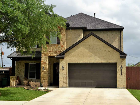 C Town Doors | 7623 Fairmount Dr SE, Calgary, AB T2H 0X8, Canada | Phone: (403) 668-6686