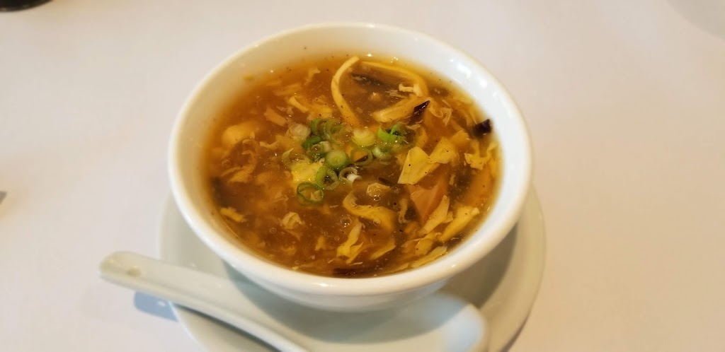 Restaurant Emeraude Bangkok | 413 Avenue Bourke, Dorval, QC H9S 3W8, Canada | Phone: (514) 538-6628