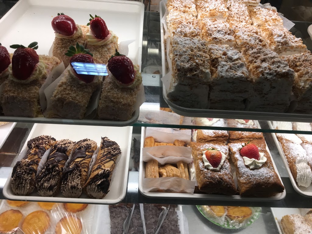 Portugalia Bakery | 189 Holland St E, Bradford, ON L3Z 2B1, Canada | Phone: (905) 778-0003