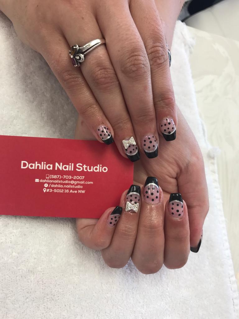 Dahlia Nail Studio | 5012 16 Ave NW #3, Calgary, AB T3B 0N3, Canada | Phone: (587) 703-2007