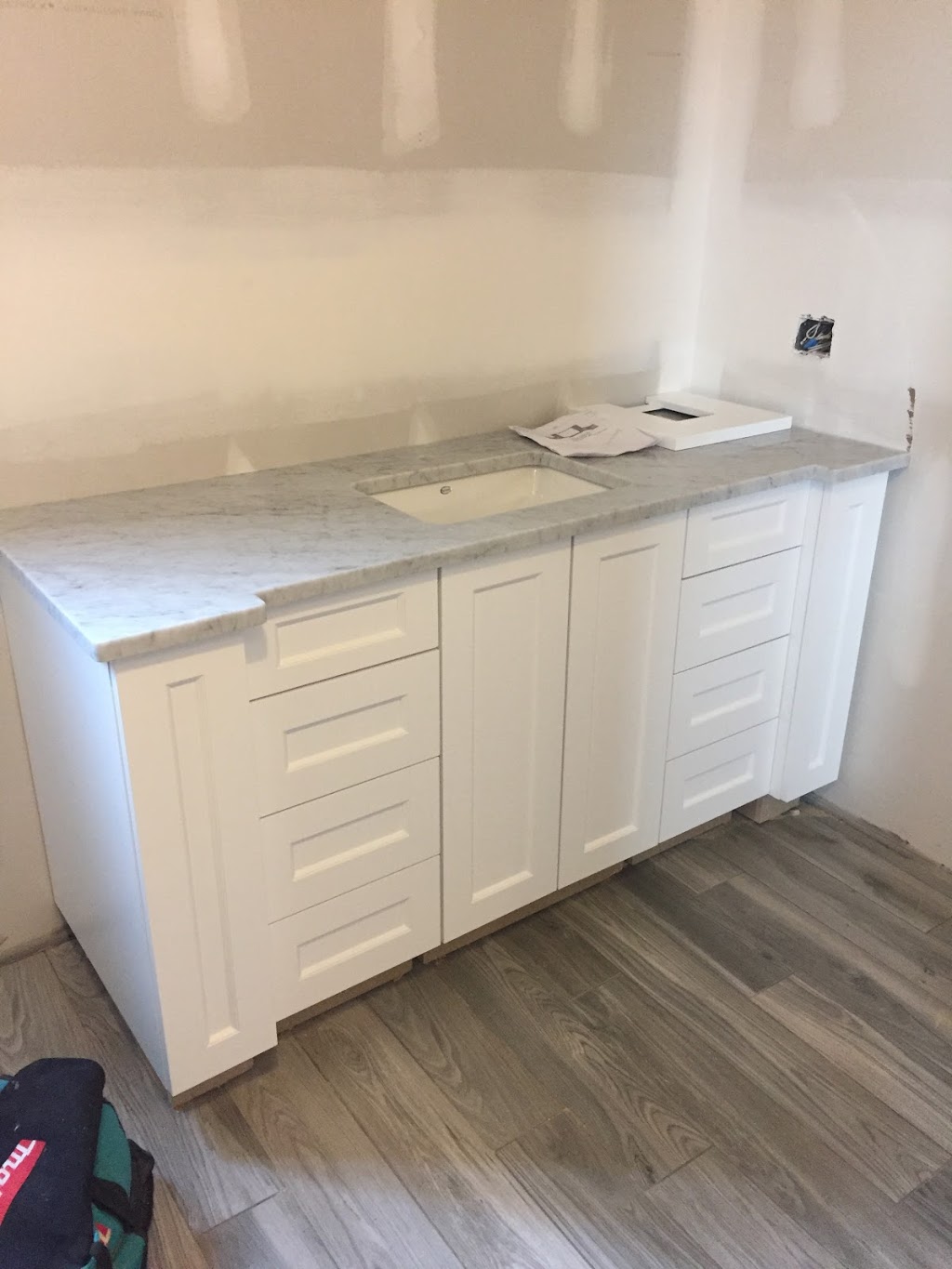 Ironwood Cabinetry | 5743 Thorold Stone Rd, Niagara Falls, ON L2J 1A1, Canada | Phone: (289) 296-2443