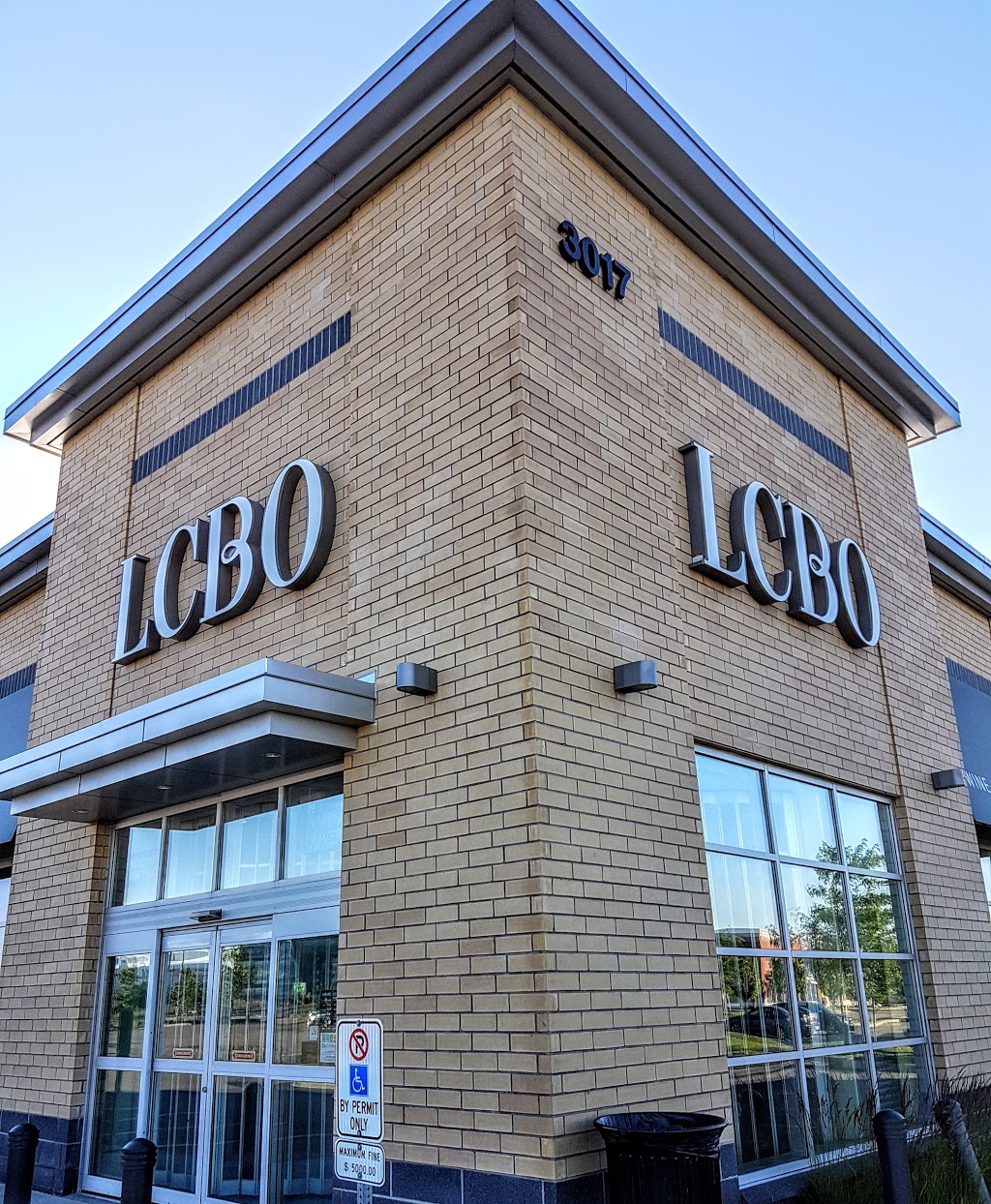 LCBO | 3017 Argentia Rd, Mississauga, ON L5N 8P7, Canada | Phone: (905) 785-1138