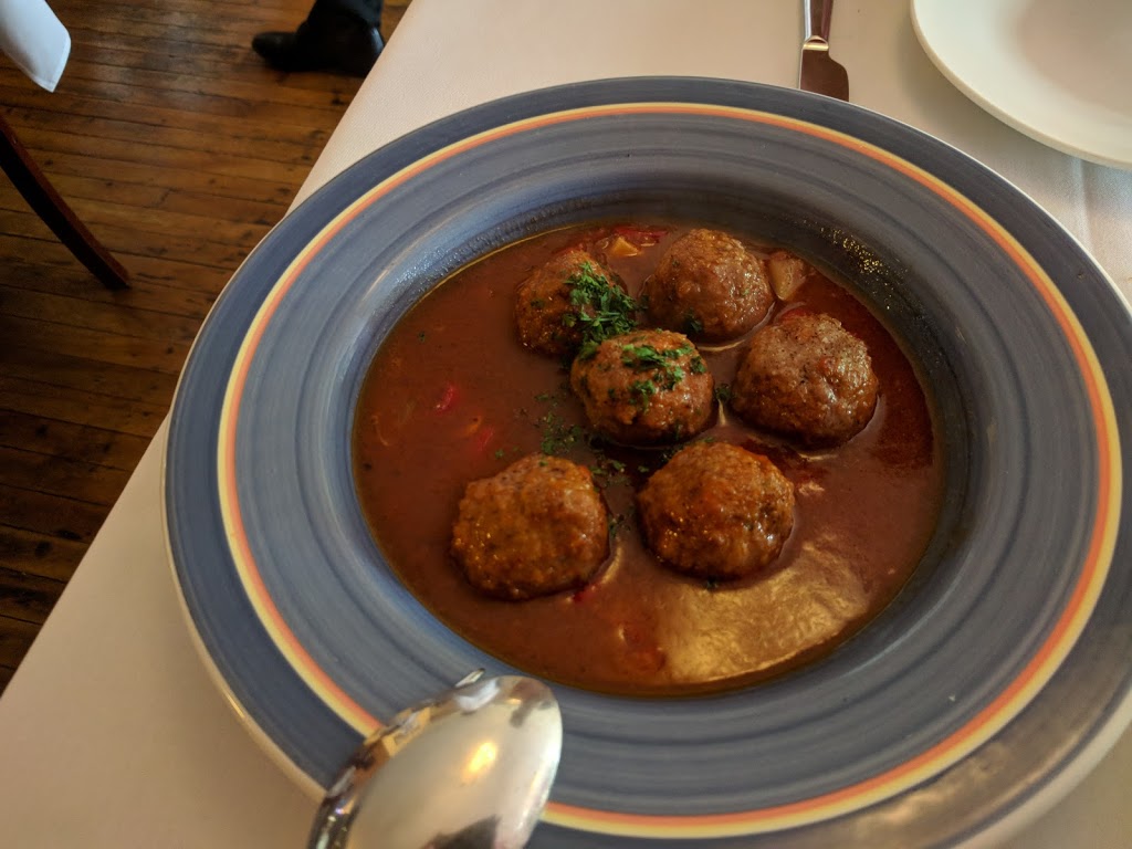 LaVinia Restaurant | 2350 Lake Shore Blvd W, Etobicoke, ON M8V 1B6, Canada | Phone: (647) 748-2350