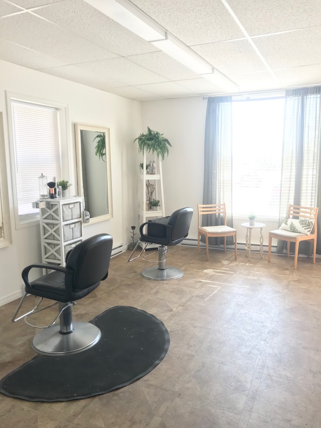 White Birch Hair Salon | 174 Ontario St, Burks Falls, ON P0A 1C0, Canada | Phone: (705) 349-8919