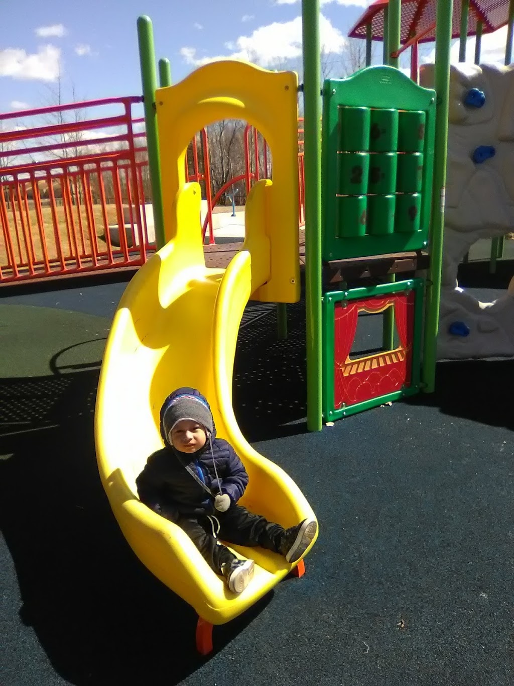 Parc Fairview Knoll Park | 111 Fairview Knoll Dr, Moncton, NB E1A 7V9, Canada | Phone: (506) 853-3516