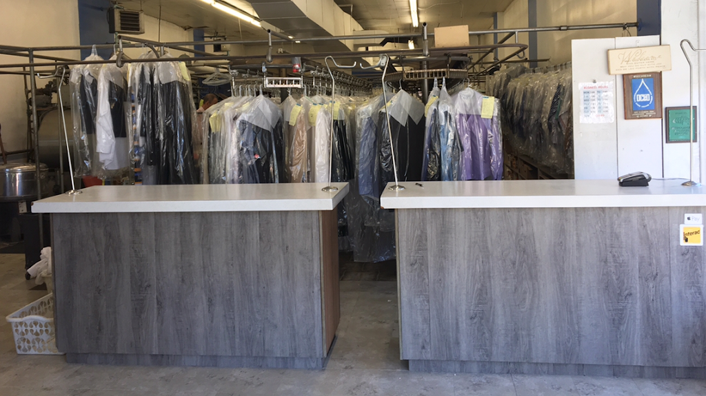 Apex Cleaners | 3319 Bathurst St, North York, ON M6A 2B7, Canada | Phone: (416) 787-5801