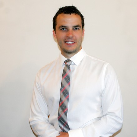 Dr. Andrew Davidson & Dr. Paul Coyne | 5709 Main St, Niagara Falls, ON L2G 5Z3, Canada | Phone: (905) 358-9513
