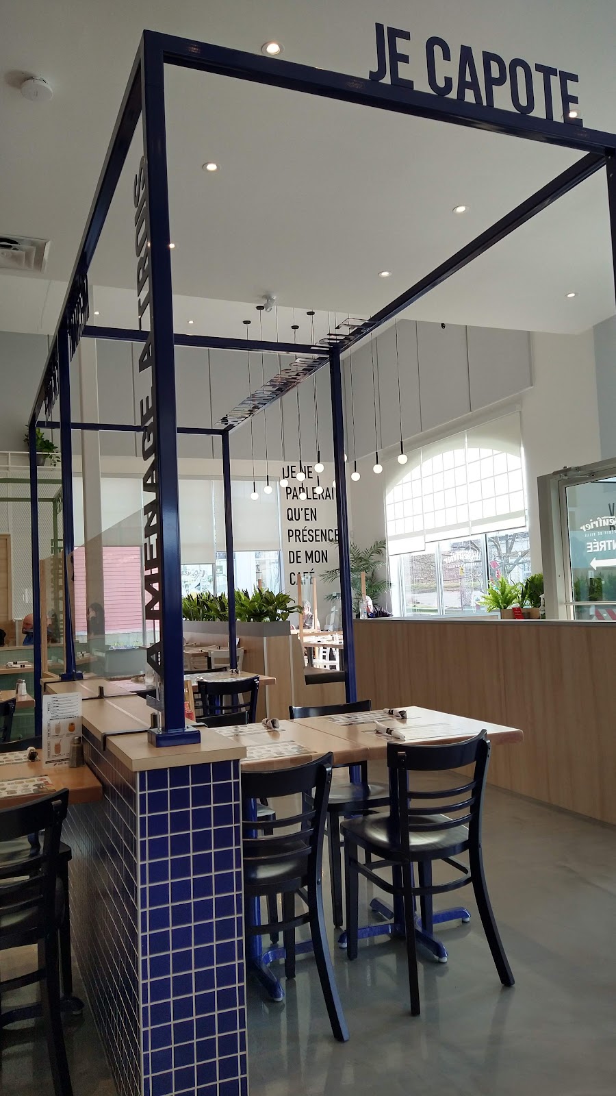LOeufrier (Bromont) | 109 Boul. du Carrefour Local #100, Bromont, QC J2L 3L1, Canada | Phone: (450) 534-4494