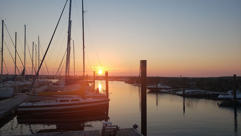 Pointe du Chêne Yacht Club | 25 Pointe-du-Chêne Wharf Rd, Pointe-du-Chêne, NB E4P 4V7, Canada | Phone: (506) 532-6800