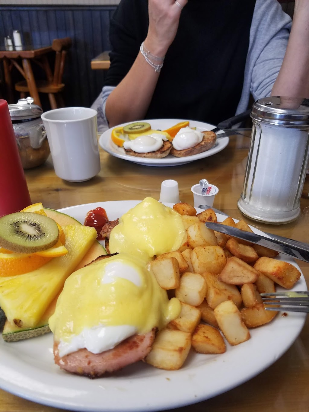 Cedar Kitchen | New Tecumseth, ON L0G 1W0, Canada | Phone: (905) 936-2548