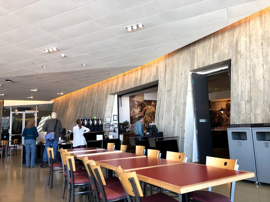 The Le Mess | 1 Vimy Place Private, Ottawa, ON K1R, Canada | Phone: (800) 555-5621