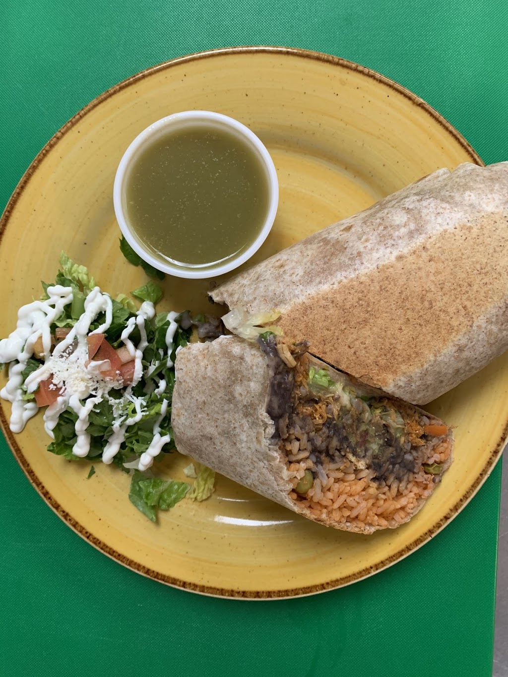 La Cantinita sicamous | 444 Main St #3, Sicamous, BC V0E 2V0, Canada | Phone: (250) 836-3486