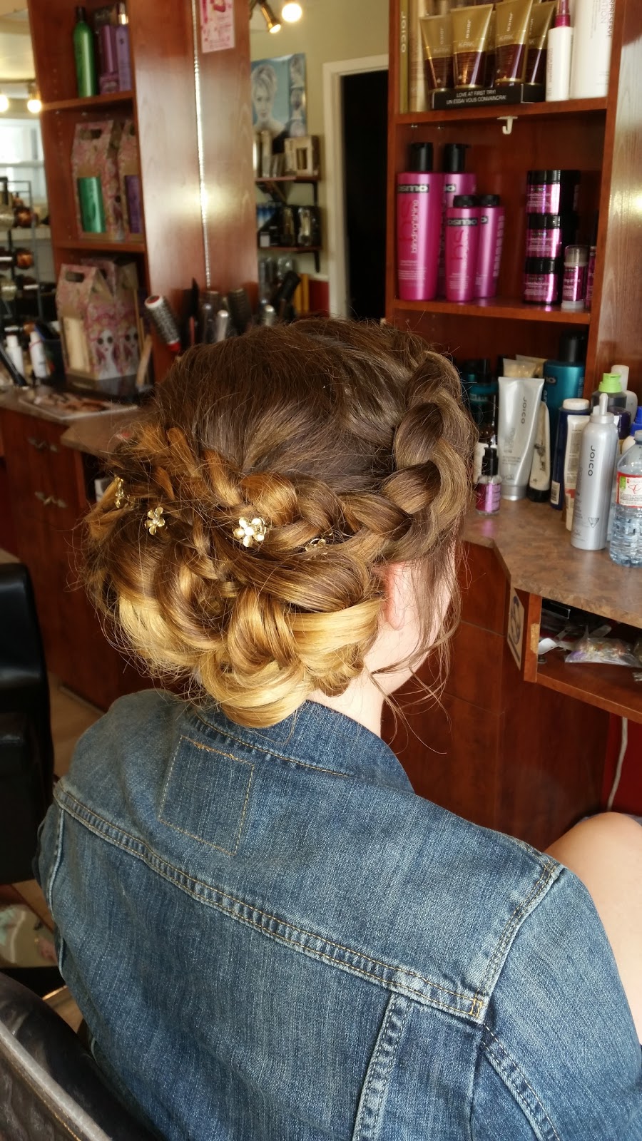 Salon Olive | 146 Rue Saint-Damase, Drummondville, QC J2B 6G4, Canada | Phone: (819) 478-2755