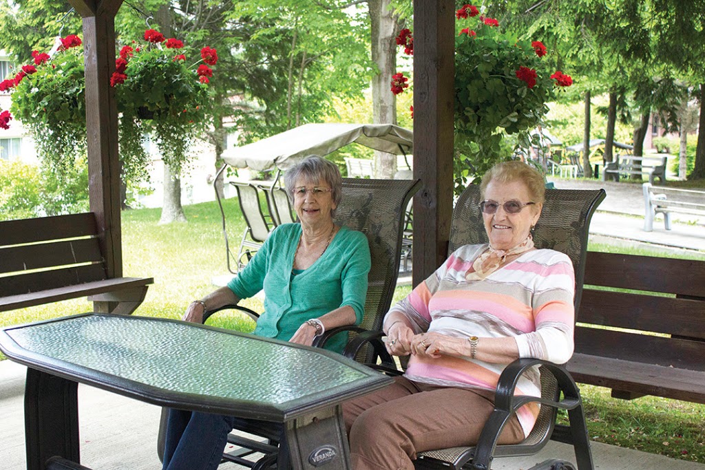 Les Résidences Soleil Manoir Sherbrooke | 1150 Rue des Quatre-Saisons, Sherbrooke, QC J1E 3X3, Canada | Phone: (819) 822-1038