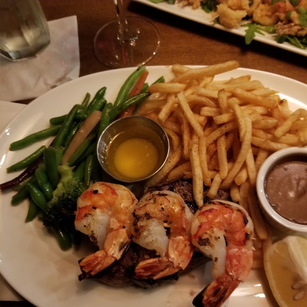 Bâton Rouge Steakhouse & Bar- Joliette | 588 Rue Saint-Charles-Borromée N, Joliette, QC J6E 4S6, Canada | Phone: (450) 755-4000