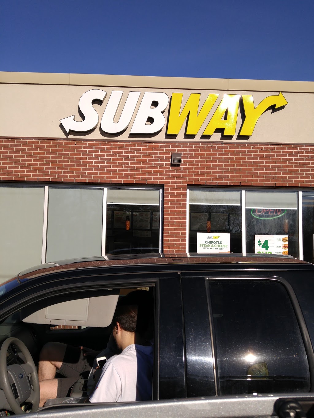 Subway | 3392 Dougall Rd, Windsor, ON N9E 1S3, Canada | Phone: (519) 972-9707