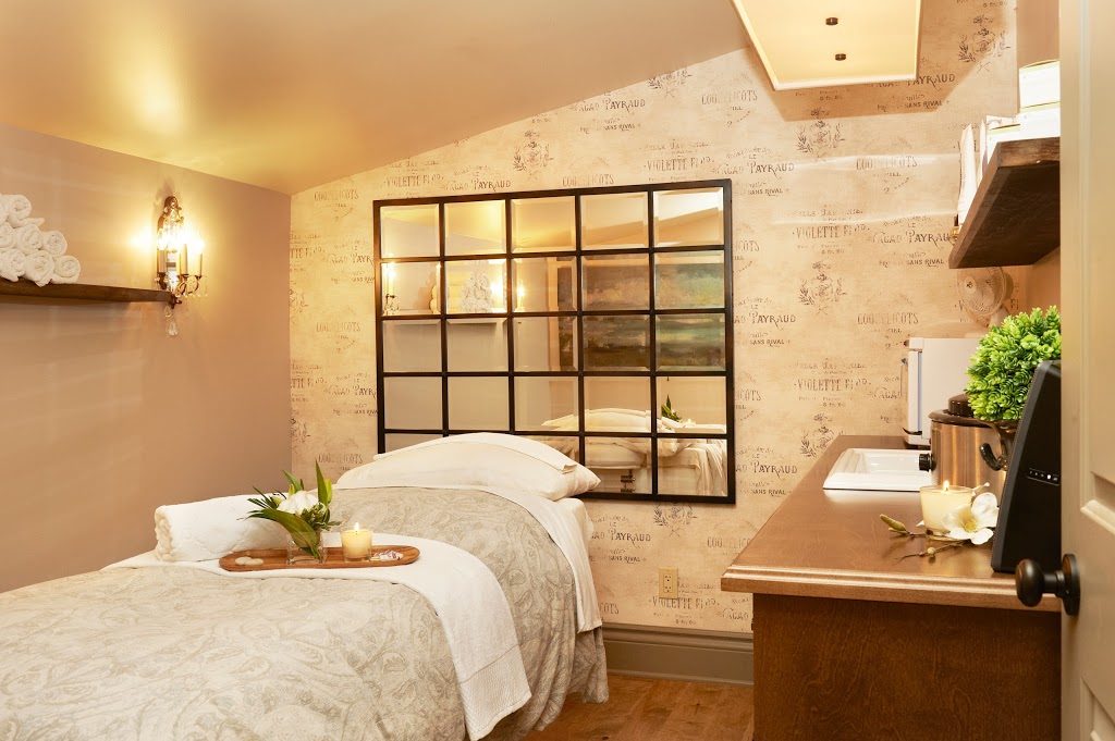 Spotlight Hair & Spa | 3517 McBean St, Richmond, ON K0A 2Z0, Canada | Phone: (613) 838-5088