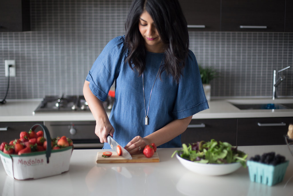 Alina Islam Inc | 90 Broadview Ave #214, Toronto, ON M4M 0A7, Canada | Phone: (416) 998-0021