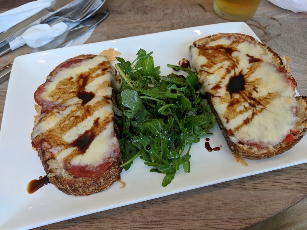 Café Orso | 4316 Gallant Ave, North Vancouver, BC V7J 1C8, Canada | Phone: (778) 340-3222