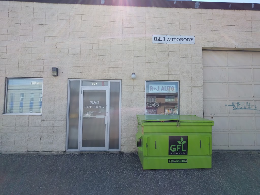 R & J Auto Body | 227 40 Ave NE, Calgary, AB T2E 2M8, Canada | Phone: (403) 277-2119