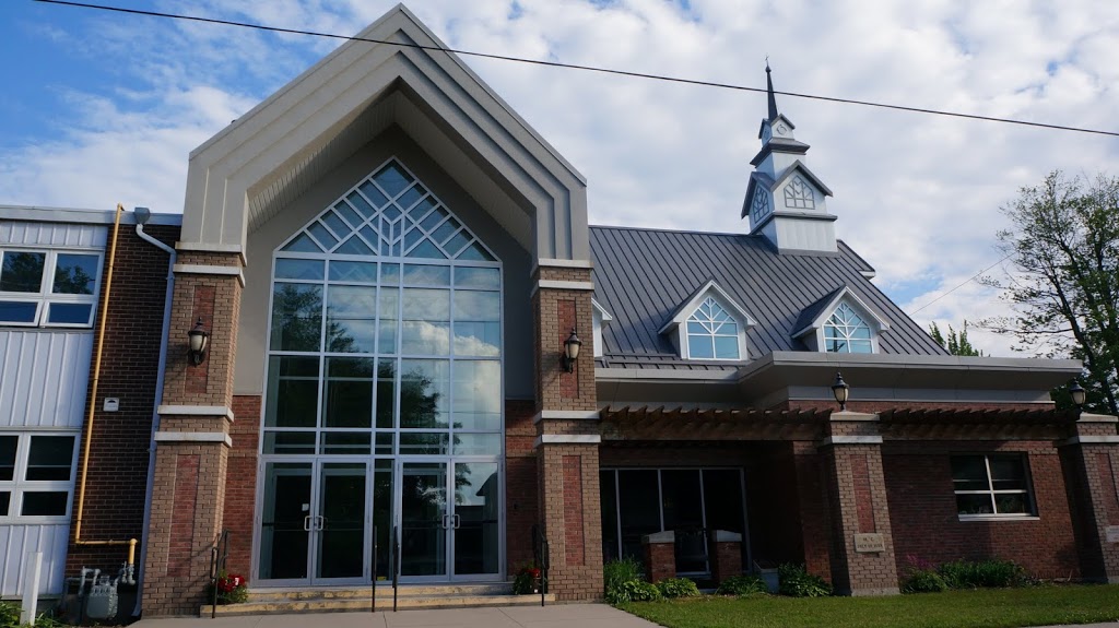 Waterford United Church | 135 Main St S, Waterford, ON N0E 1Y0, Canada | Phone: (519) 443-5261