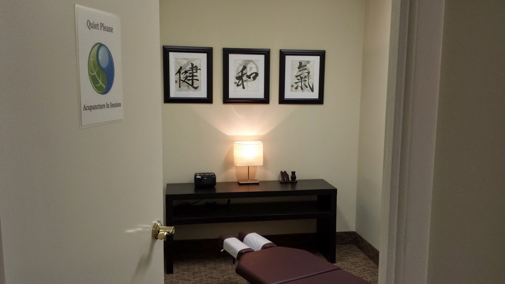 Markham Chiropractic + Rehab | 5293 Hwy 7 Unit #204, Markham, ON L3P 7M7, Canada | Phone: (905) 554-2118