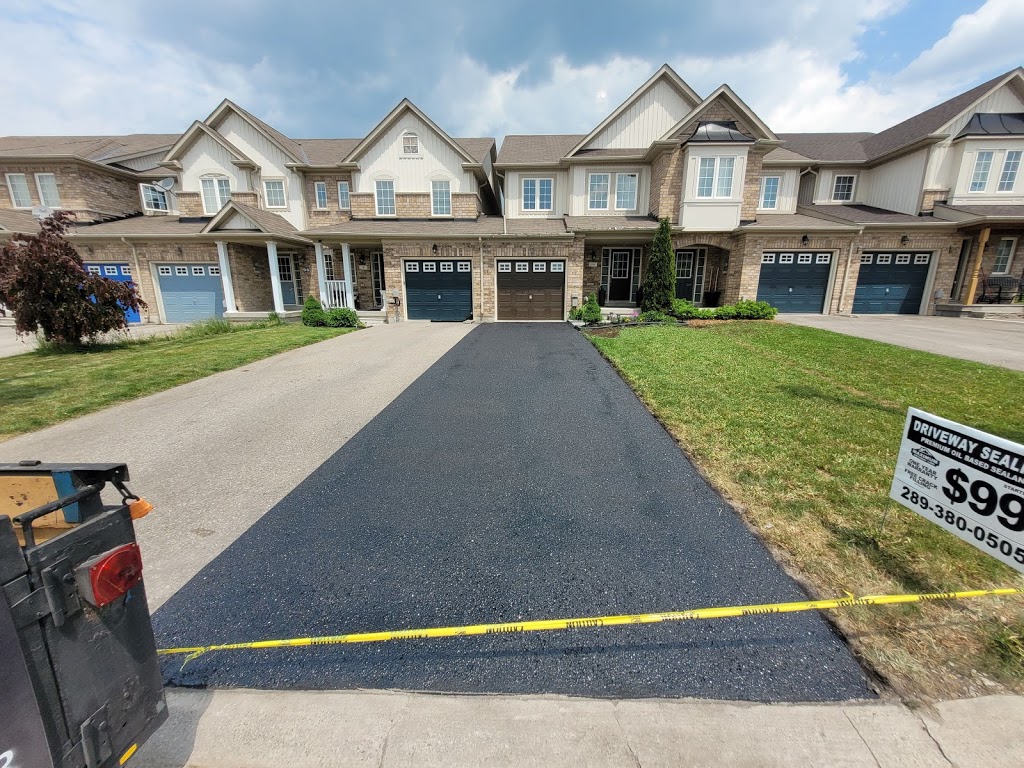 Maximum Driveway Care | 454 Donald Ct, Newmarket, ON L3X 2E3, Canada | Phone: (289) 270-7325