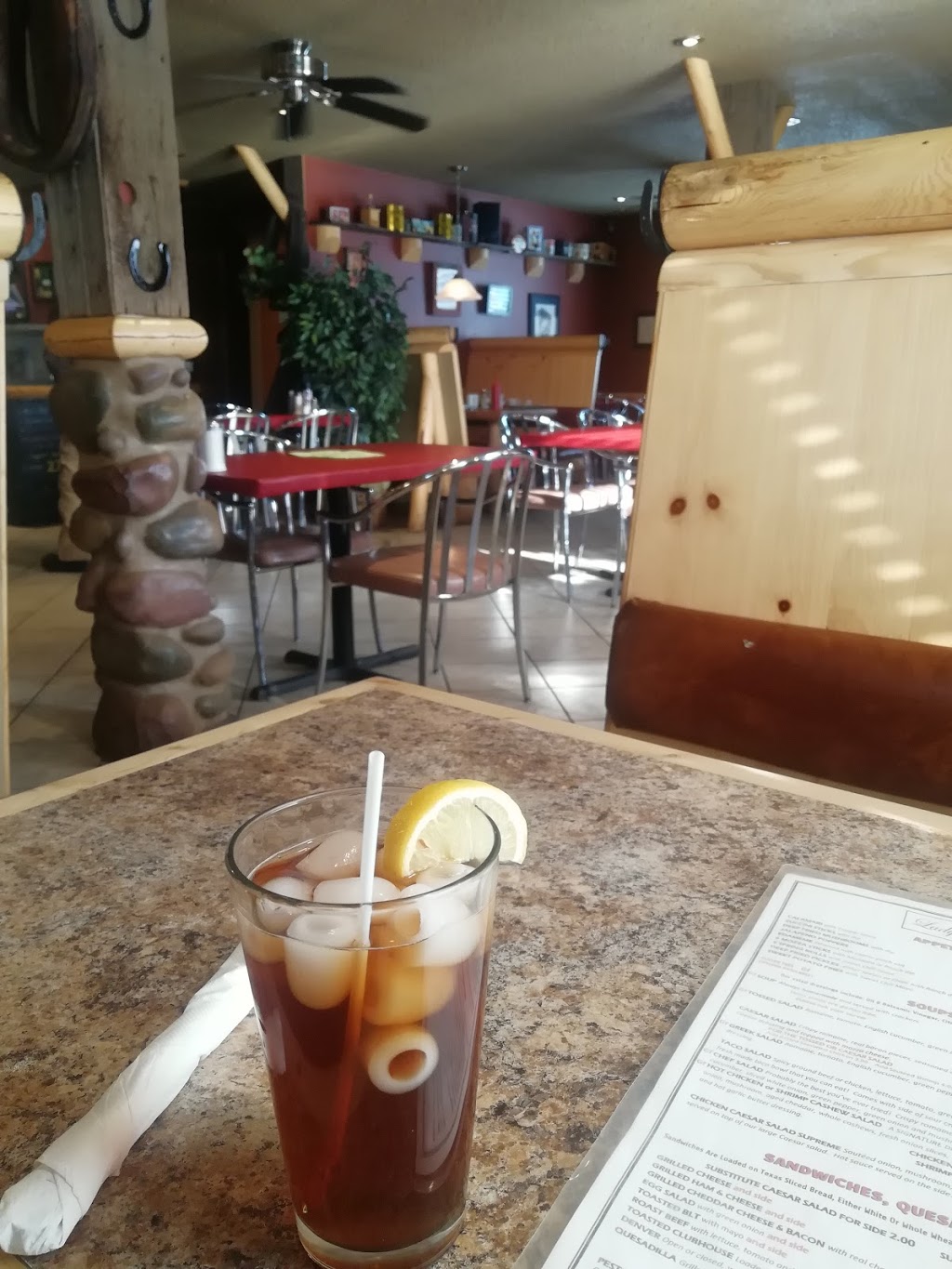 LadySmith Cafe & Lodging | 110 1 Ave N, Trochu, AB T0M 2C0, Canada | Phone: (403) 442-2900