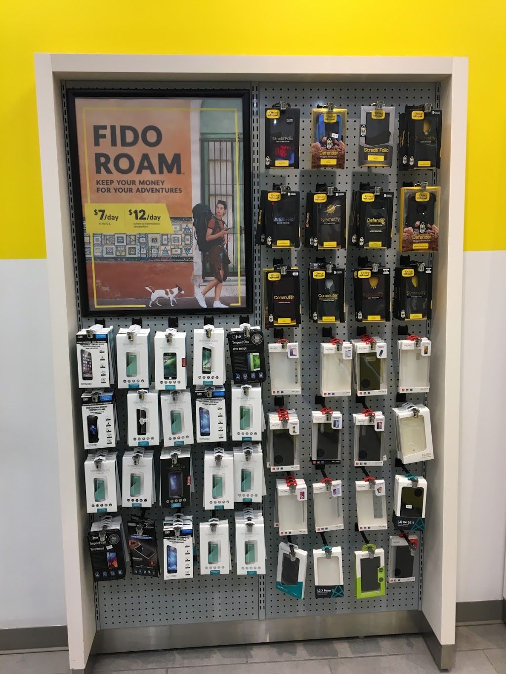 Fido | 3850 Sheppard Ave E Unit 75, Scarborough, ON M1T 3L4, Canada | Phone: (416) 609-3436